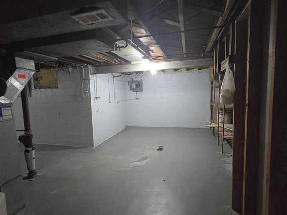 2nd image of 4744 N 36th Ave