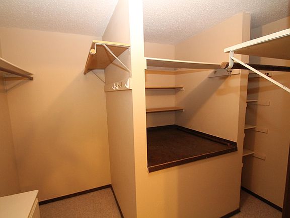 5th image of 1416 Delta Dr #Both