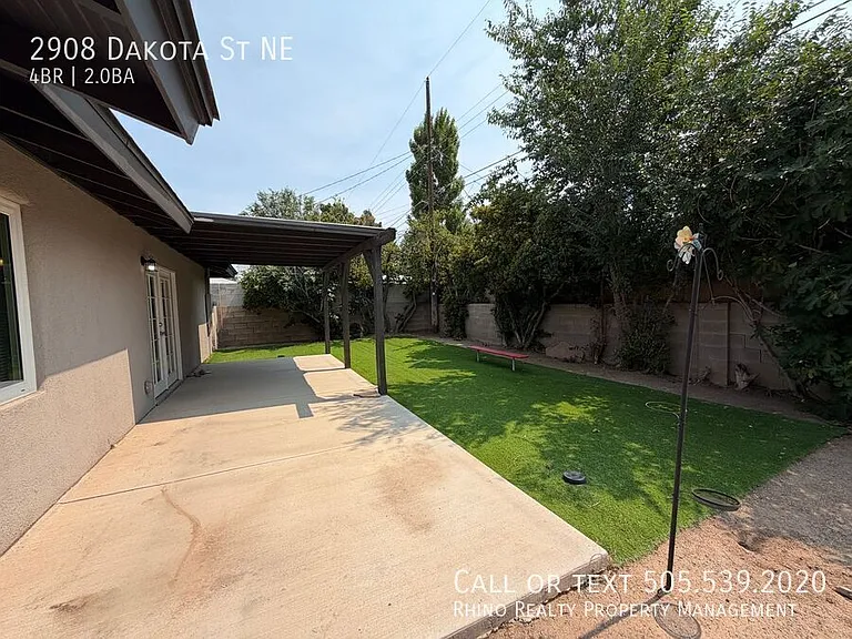 2908 Dakota St NE — Photo 14
