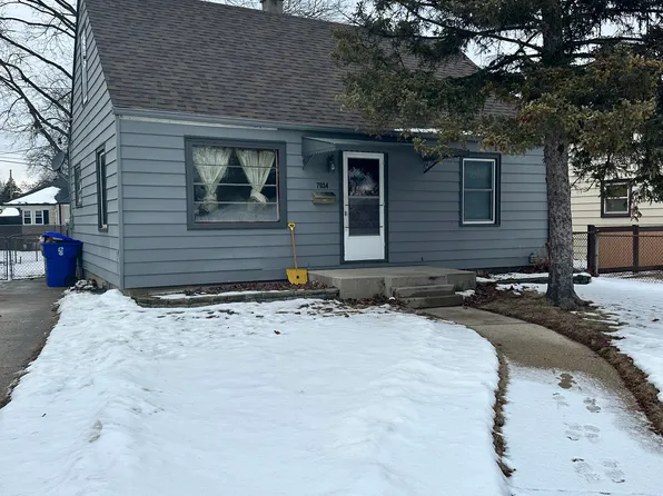 7934 43rd Ave, Kenosha, WI 53142