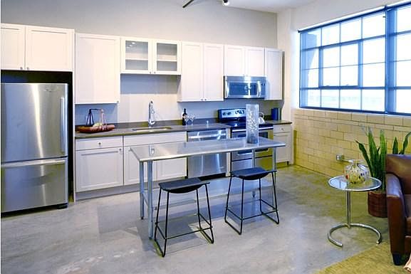 1st image of 3965 Laclede Ave APT 318