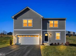 215 Pheasant Ridge Rd, Hanover, PA 17331