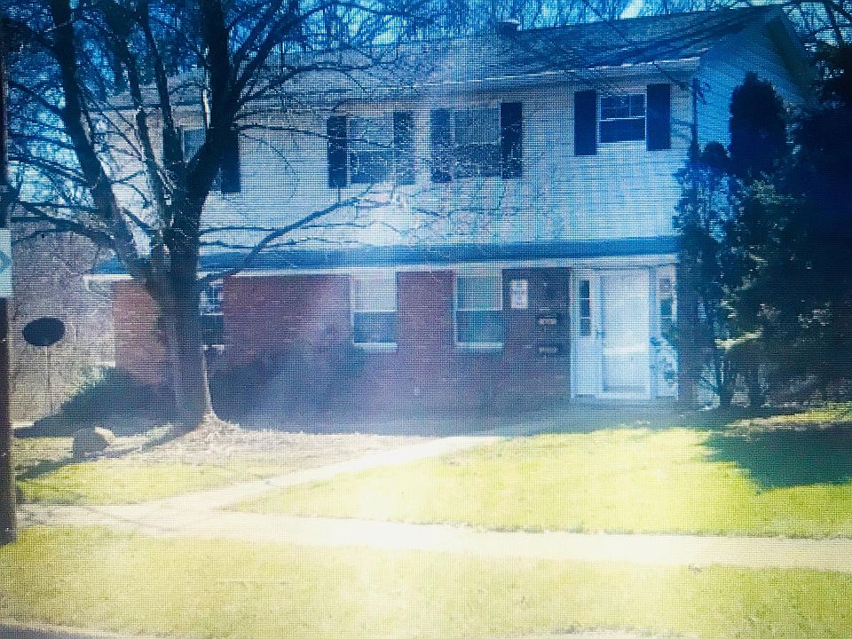 1st image of 714-16 Paulus Dr