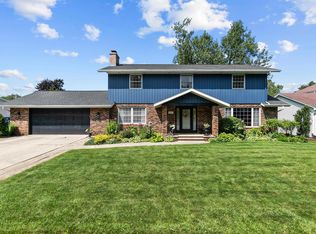 2517 Beechwood Ct, Appleton, WI 54911