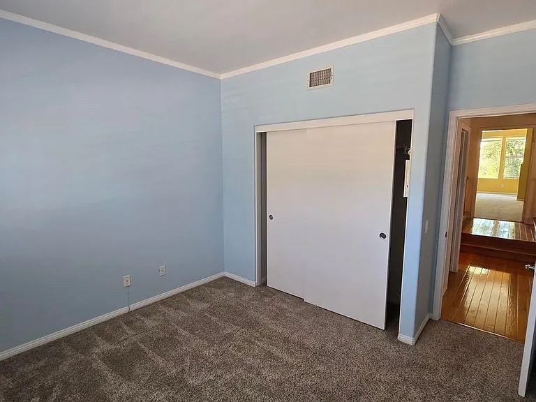 1520 Upland Hills Dr — Photo 24