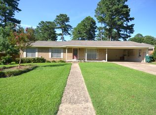 3 Sleepyhollow, Magnolia, AR 71753