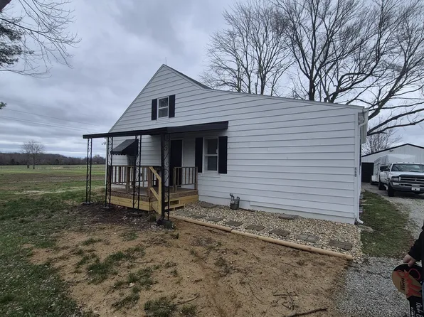 460 N Boatman Rd, Scottsburg, IN 47170