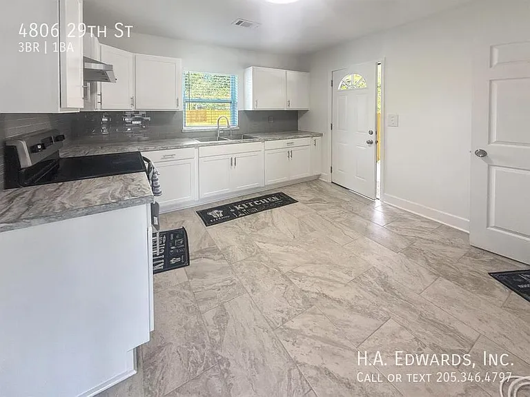 4806 29th St — Photo 7