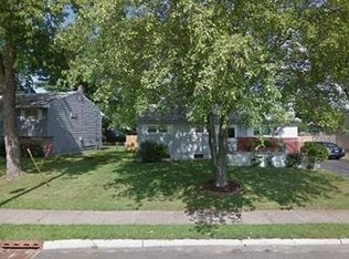 6 Fenway Rd, Hamilton, NJ 08620