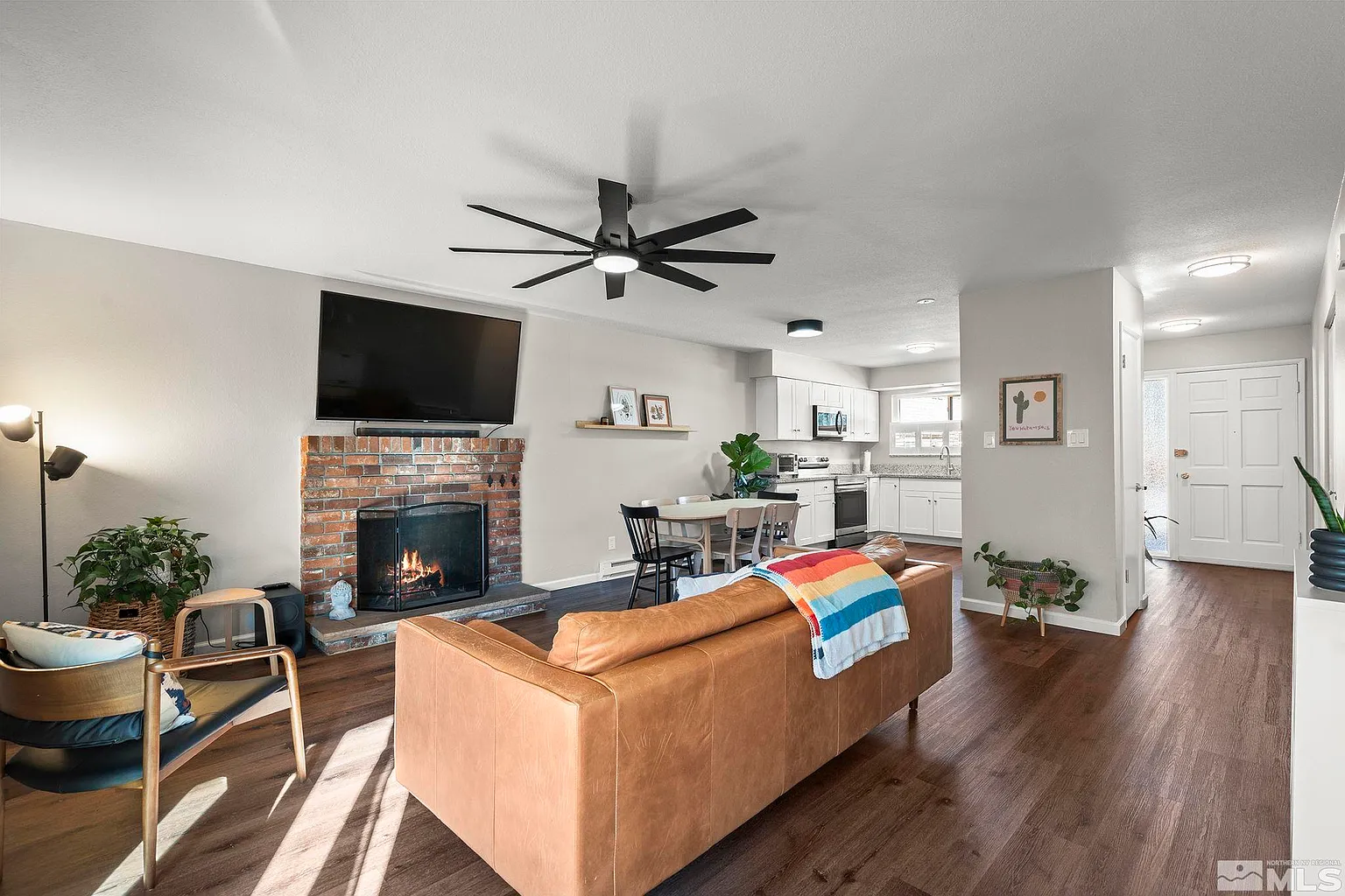 180 Smithridge Park photo 1