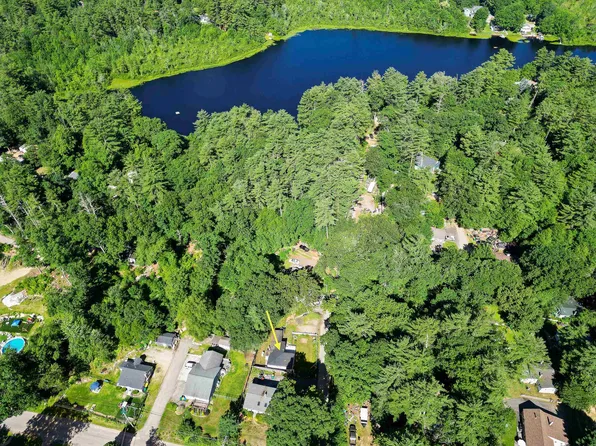 20 4th Street, Kingston, NH 03848