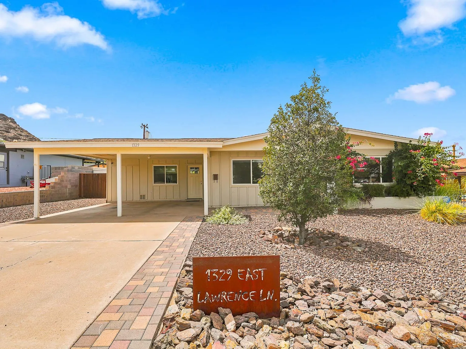3 bed, 1835 sqft, $3,199 — Photo 1