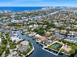 11 Compass Isle, Fort Lauderdale, FL 33308