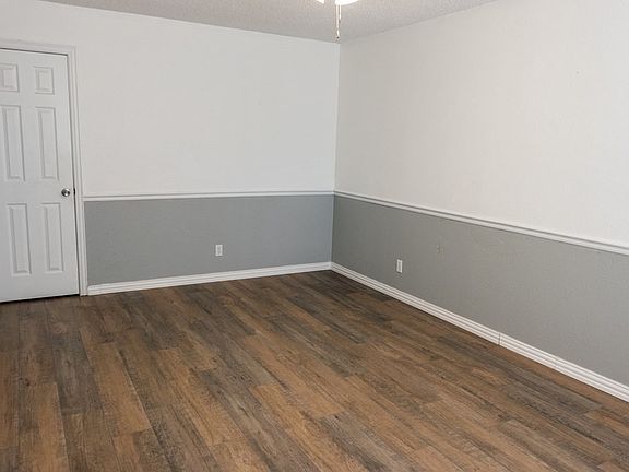 4th image of 934 E 41st St