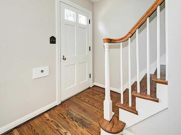 4th image of 1843 Douglass Blvd #1/2