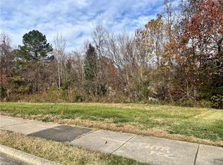 706 Golf House Rd E #59, Whitsett, NC 27377