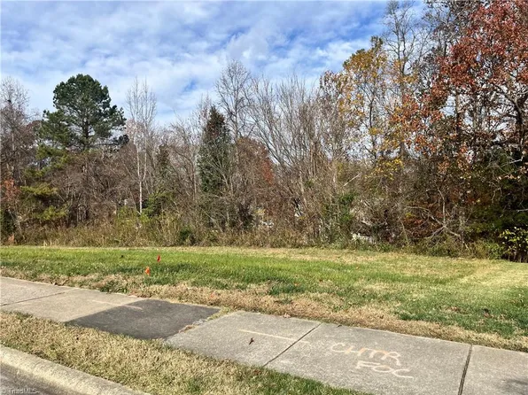 706 Golf House Rd E #59, Whitsett, NC 27377