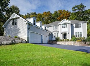 105 Middle Rd, Southborough, MA 01772