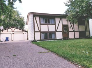 10130 99th Ave N, Maple Grove, MN 55369