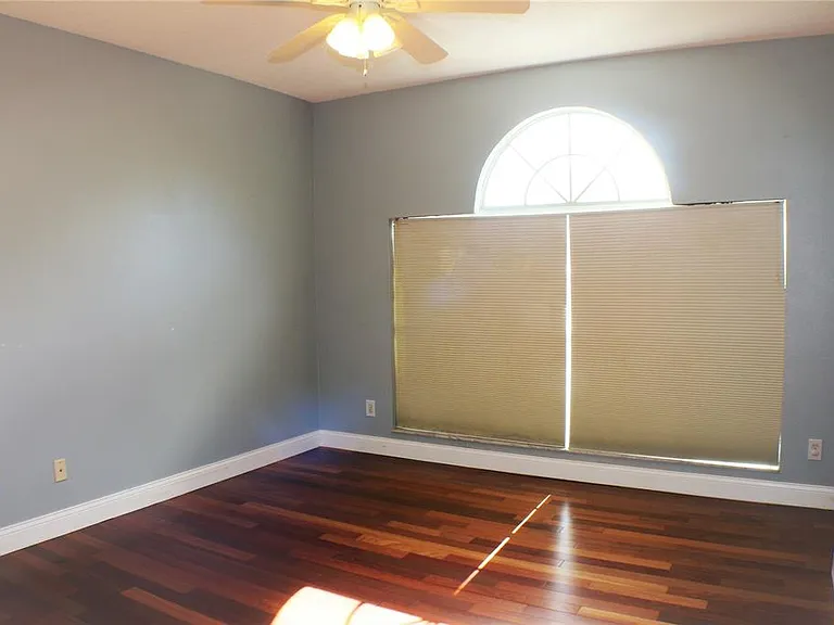 11609 Greensleeve Ave — Photo 33
