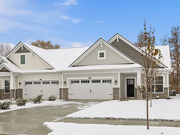 2nd image of 5526 Aspen Wood Ln