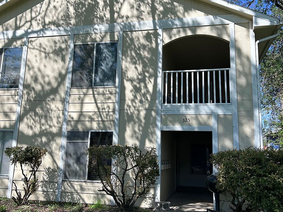 1st image of 325 State St #4