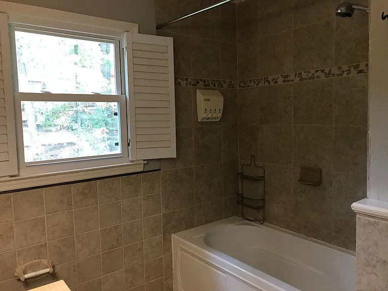 3011 Vinson Dr — Photo 11