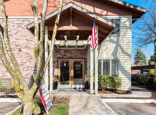 Royal Greens Apartments, Gresham, OR 97030