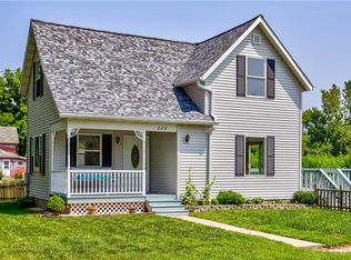 205 2nd St, Cambridge, IA 50046