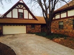 10800 S Timberline Dr, Norman, OK 73026