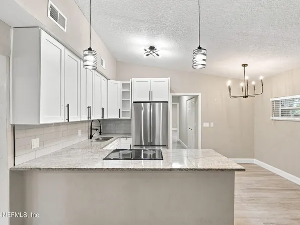 3406 W EVE Drive, Jacksonville, FL 32246