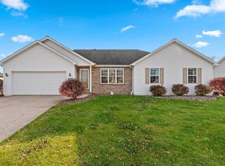 3340 Heaven Dr, Green Bay, WI 54302