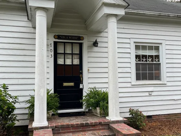 703 Washington Ave, Colonial Beach, VA 22443