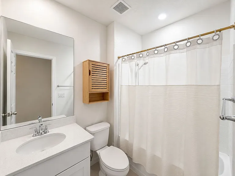 1200 Wycliffe Way — Photo 5