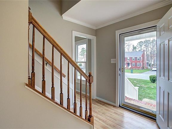 5th image of 9625 Kingscroft Dr