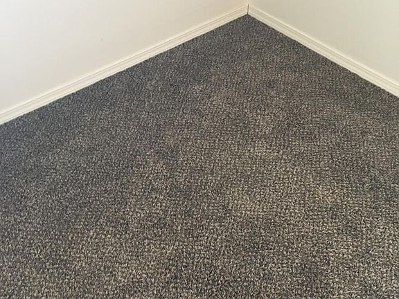 5th image of 8903 Travis Dr #B