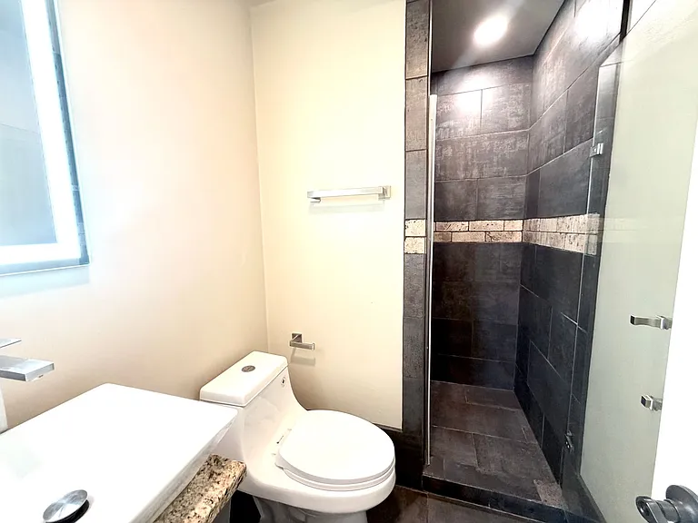 105 Brentwood Dr — Photo 17