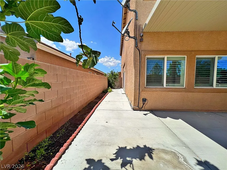 4608 Bear Island Ct — Photo 27