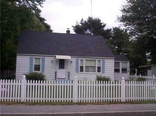 6 Maplecrest St, Newmarket, NH 03857