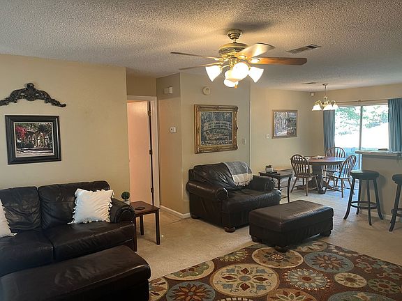 3rd image of 4965 Leah Ln