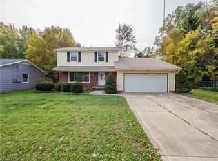 4746 Farnhurst Rd, Cleveland, OH 44124
