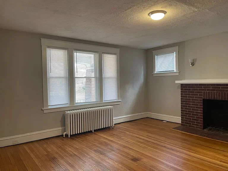 4822 Chamberlayne Ave — Photo 10