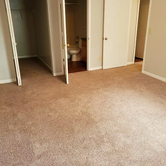 Cumberland Manor — Photo 28