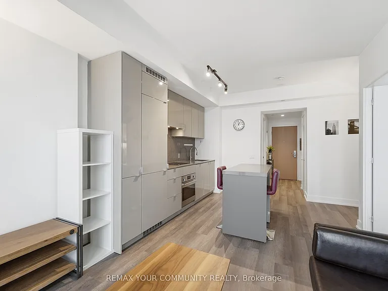 7 N Grenville St #4607 — Photo 11