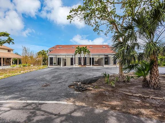 2nd image of 13502 Siesta Pines Ct APT 404