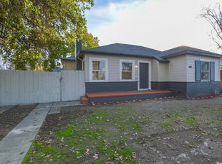 1922 E Clinton Ave, Fresno, CA 93703