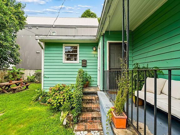 4th image of 1 Maranda Holmes St