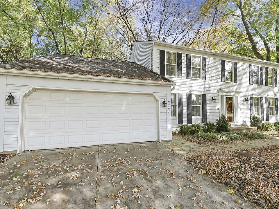 1st image of 9707 Huntington Park Dr