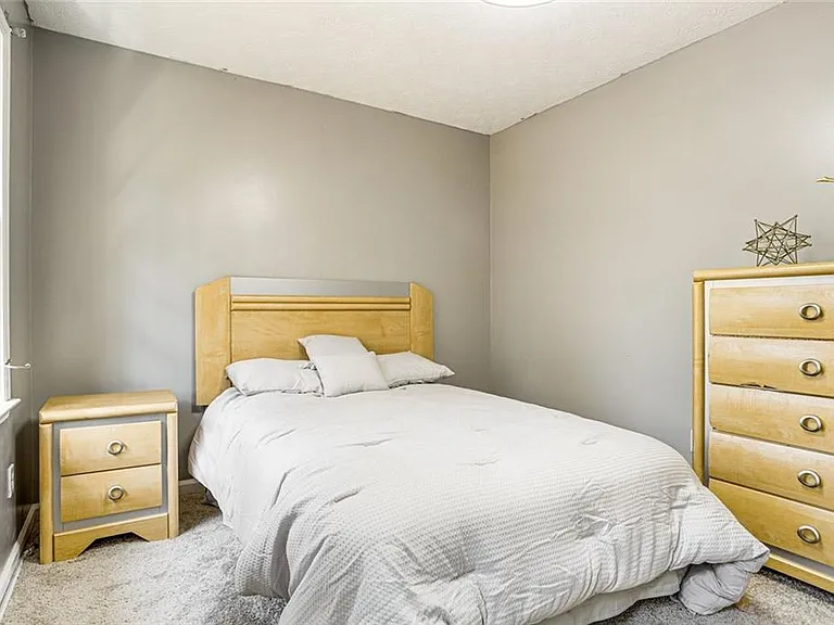 3595 Chastain Ct — Photo 9