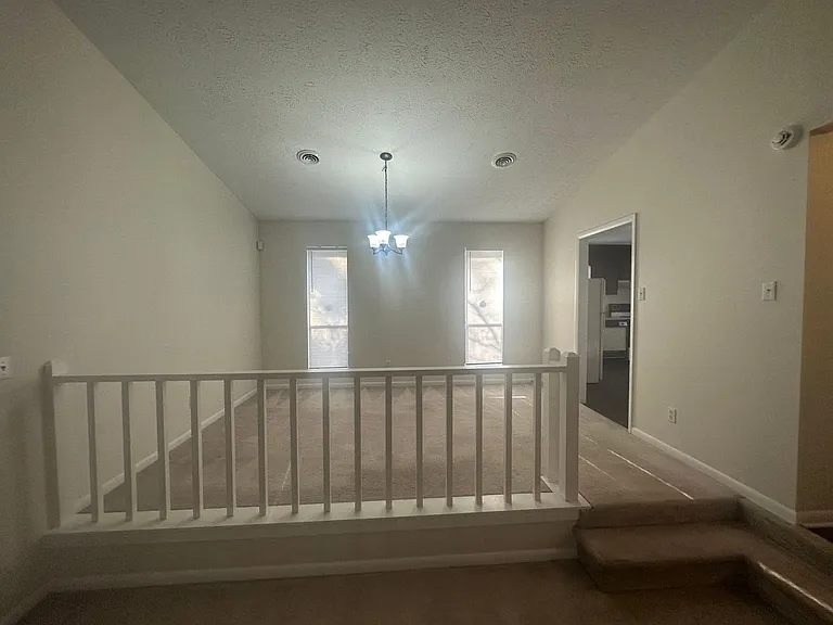 6903 Flying Cloud Ln — Photo 9